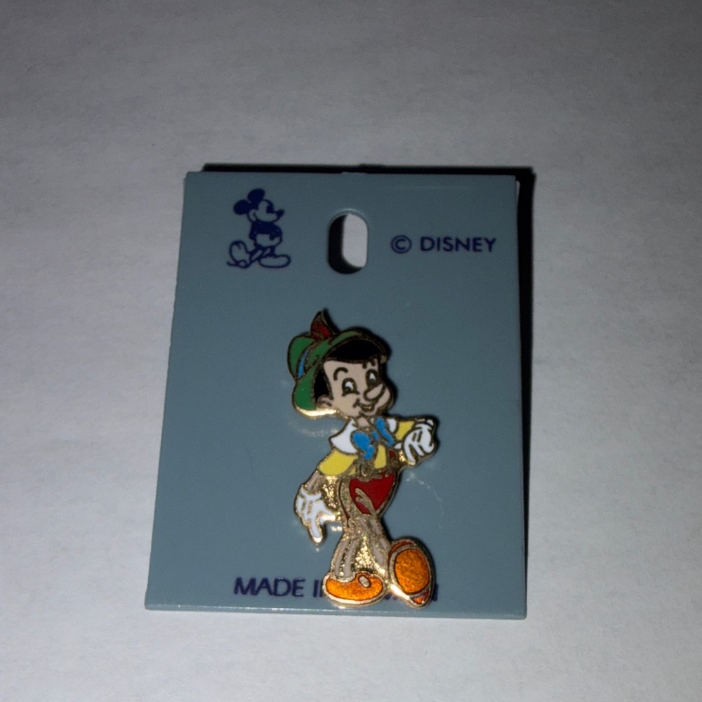 Vintage Disney Donald Duck Enamel Pin Made in Taiwan Classic Pose